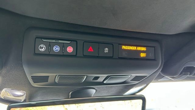 Used 2023 Chevrolet Corvette Stingray Premium Conv w/ Z51 Performance Package image 30