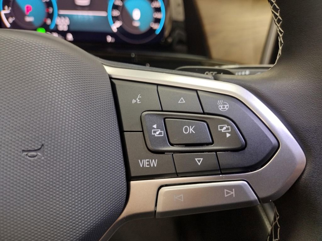 New 2026 Volkswagen Atlas SE image 28