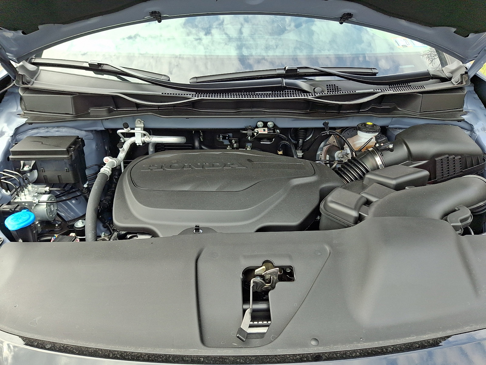 New 2026 Honda Odyssey Touring image 27