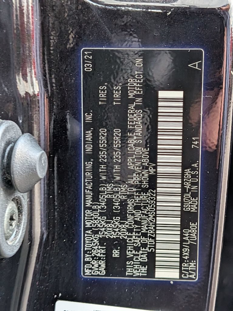 Used 2021 Toyota Highlander Platinum FWD image 30