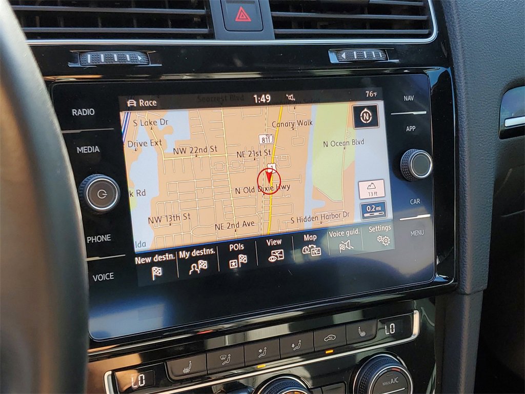 Used 2019 Volkswagen Golf R 4-Door image 26