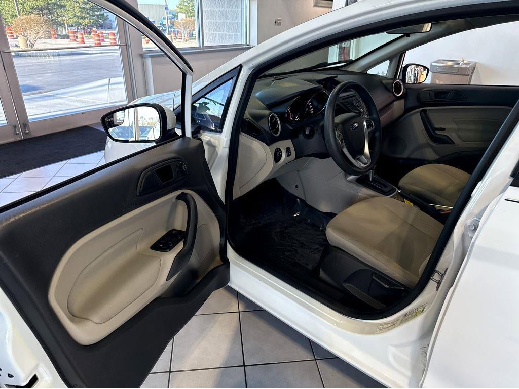 Used 2019 Ford Fiesta SE FWD image 15