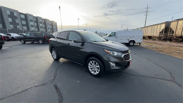 Used 2021 Chevrolet Equinox LT image 2