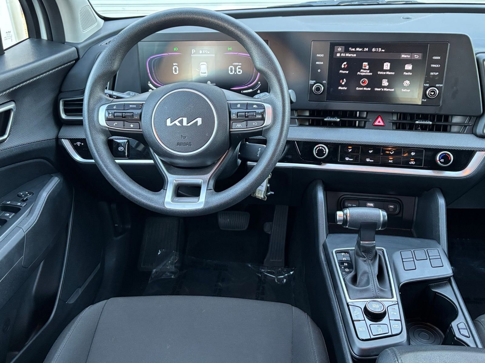 Used 2025 Kia Sportage LX FWD image 32