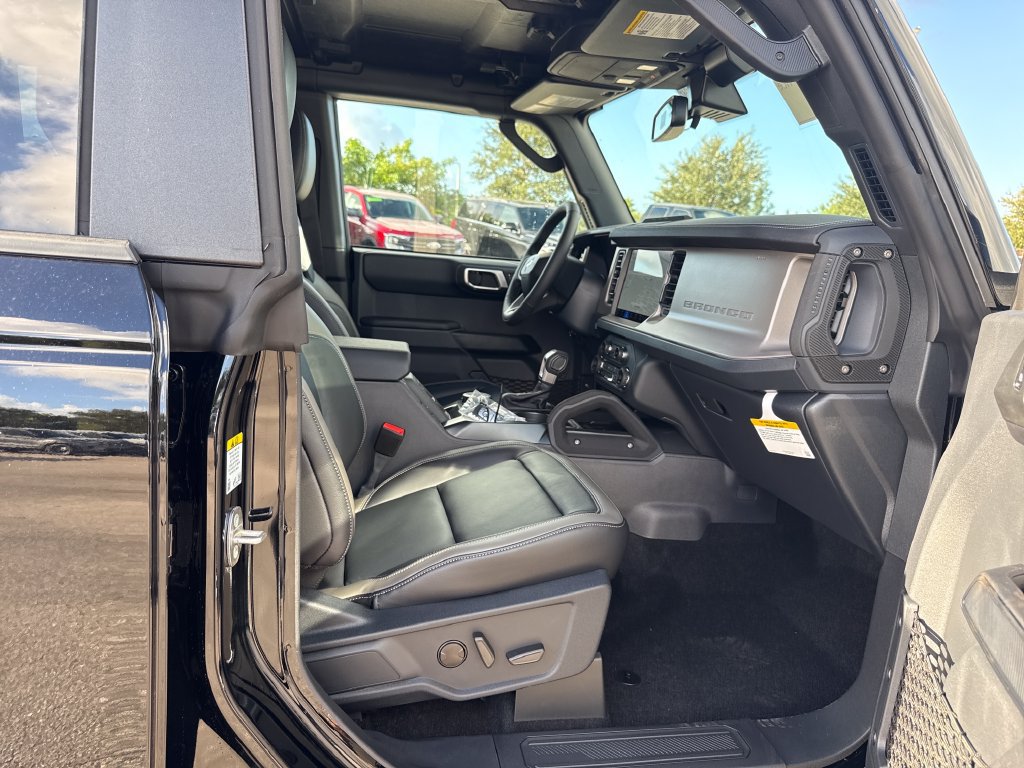 New 2026 Ford Bronco Outer Banks w/ Sasquatch Package AWD/4WD image 22
