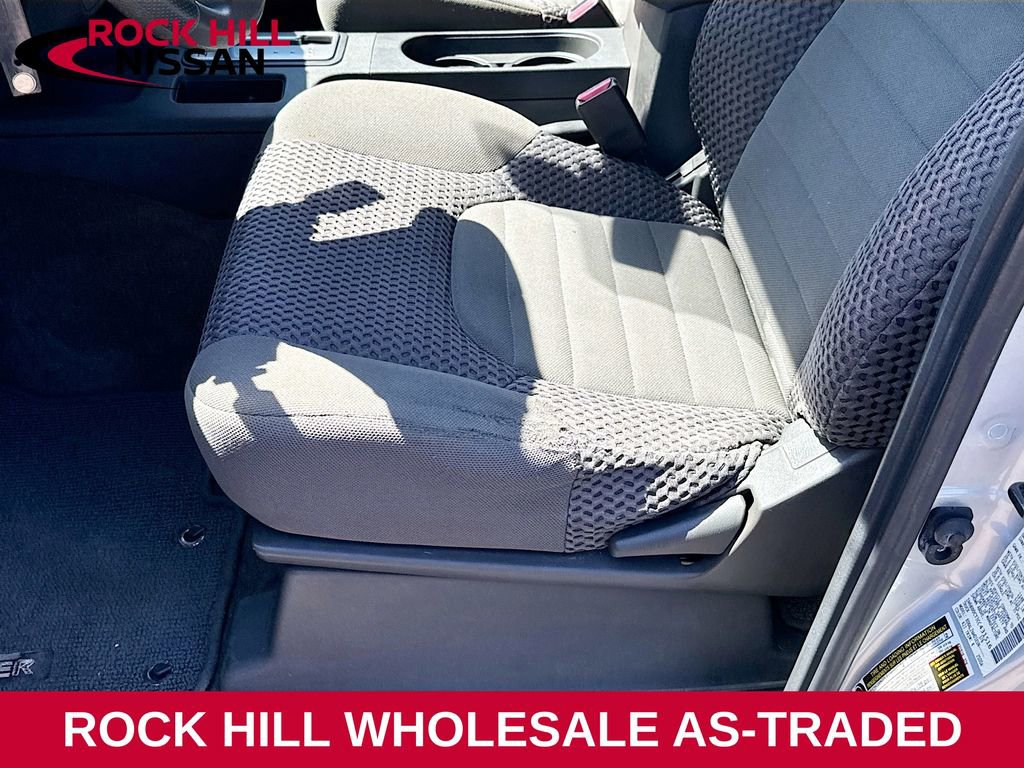 Used 2012 Nissan Frontier SV RWD image 17