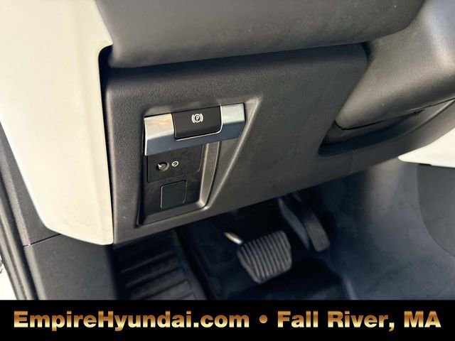 Used 2025 Land Rover Defender 110 S image 18