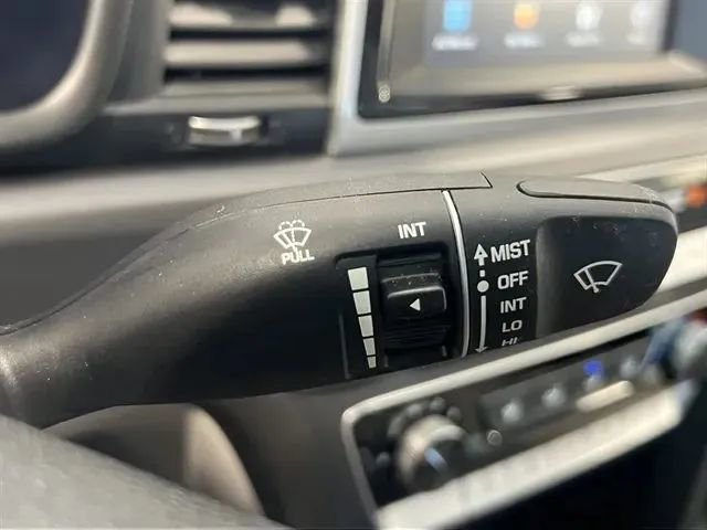 Used 2019 Hyundai Sonata SE FWD image 32
