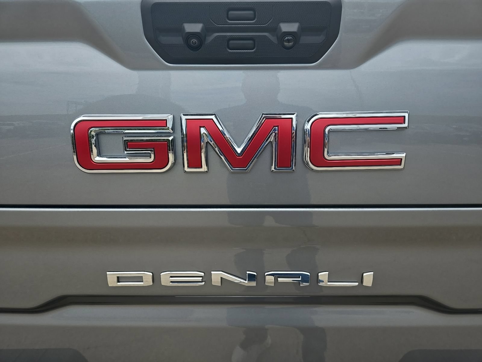 Used 2026 GMC Sierra 1500 Denali w/ Technology Package AWD/4WD image 12