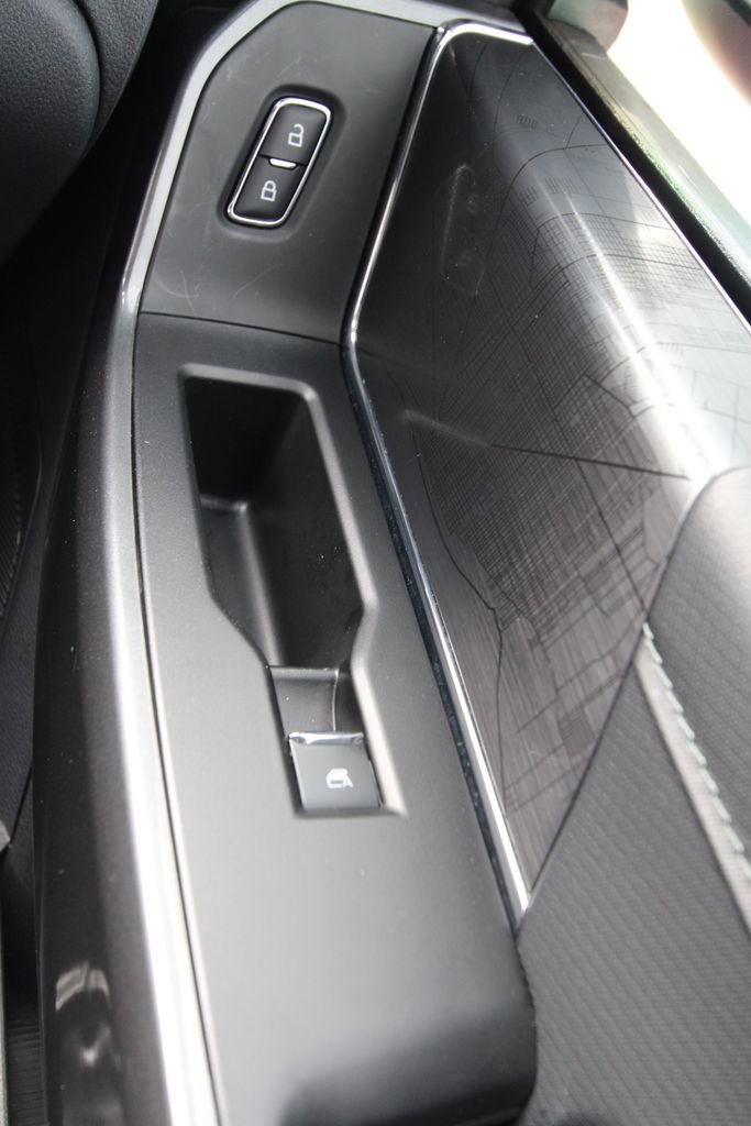 Used 2023 Ford F150 XLT w/ Equipment Group 302A High image 24