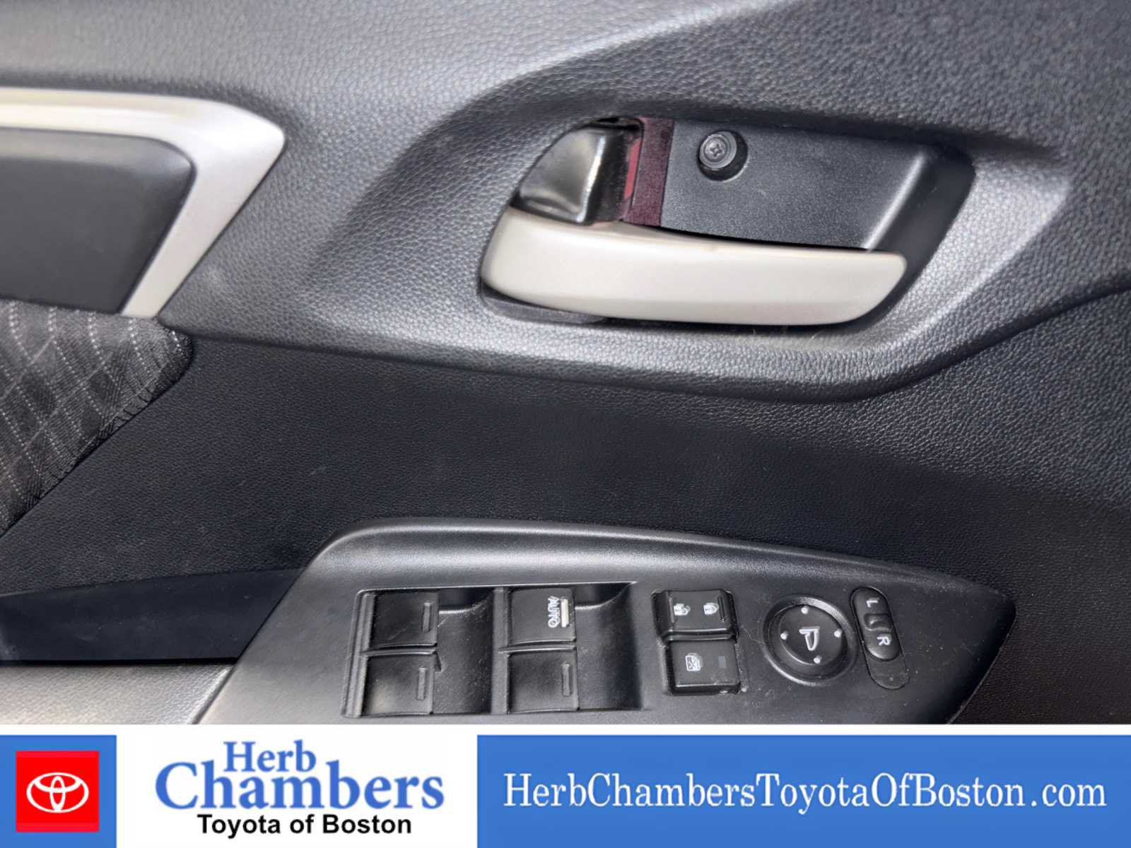 Used 2018 Honda Fit EX image 15