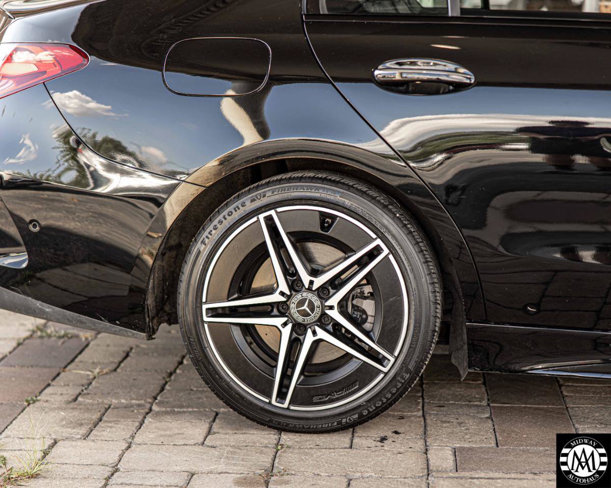 Used 2025 Mercedes-Benz C 300 Sedan image 9
