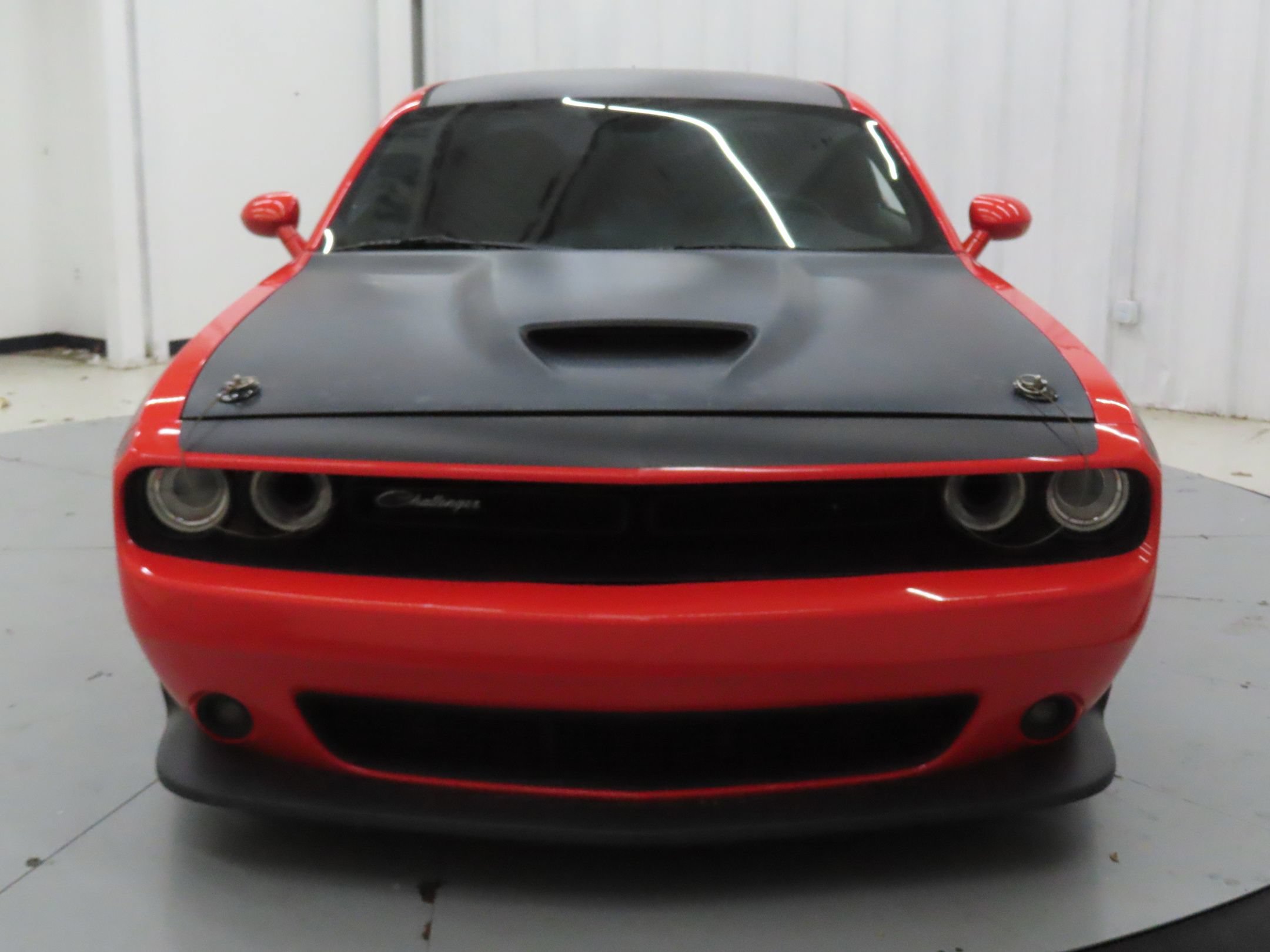 Used 2018 Dodge Challenger T/A RWD image 9