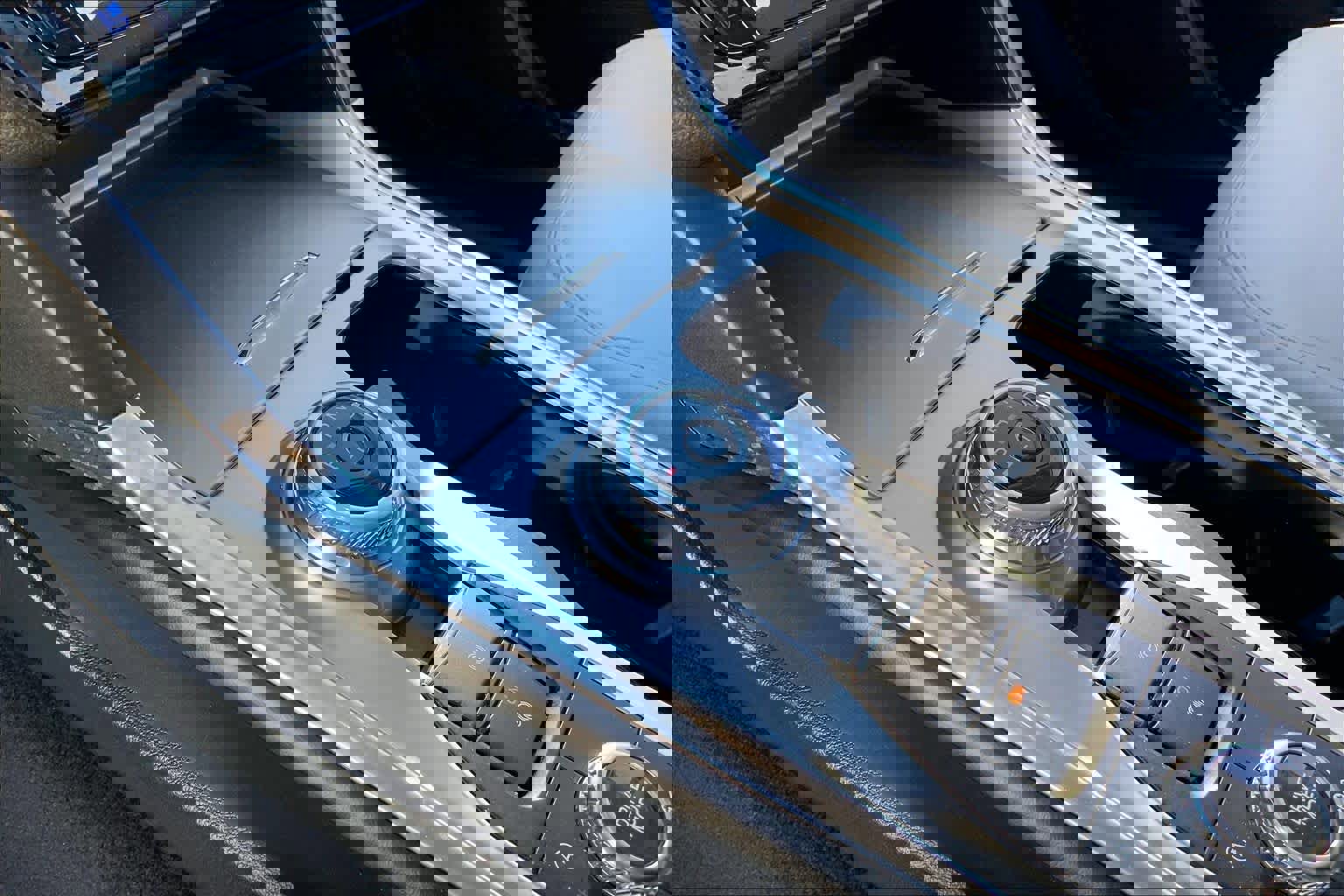 Used 2021 Ford Explorer Limited image 15