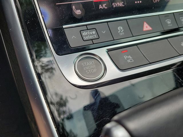Used 2021 Audi Q7 2.0T Premium w/ Convenience Package AWD/4WD image 24