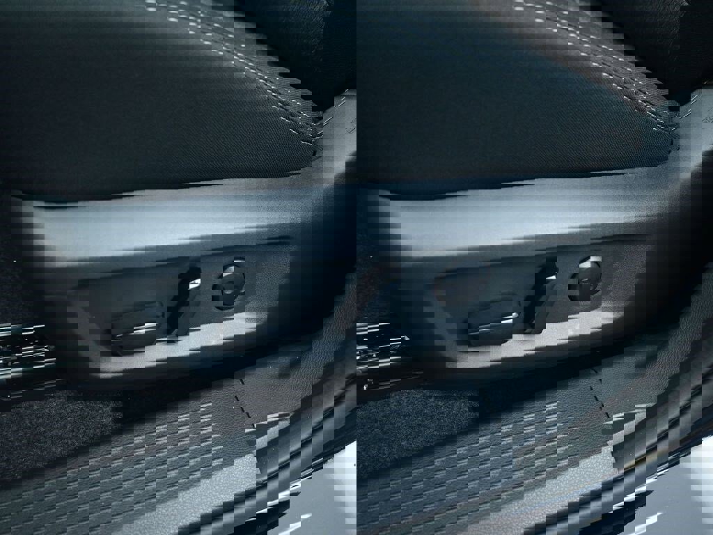 New 2026 Nissan Rogue SV image 11