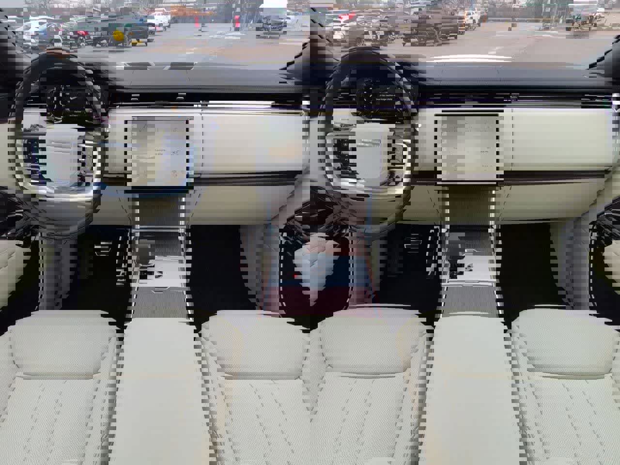 New 2026 Land Rover Range Rover SE image 15