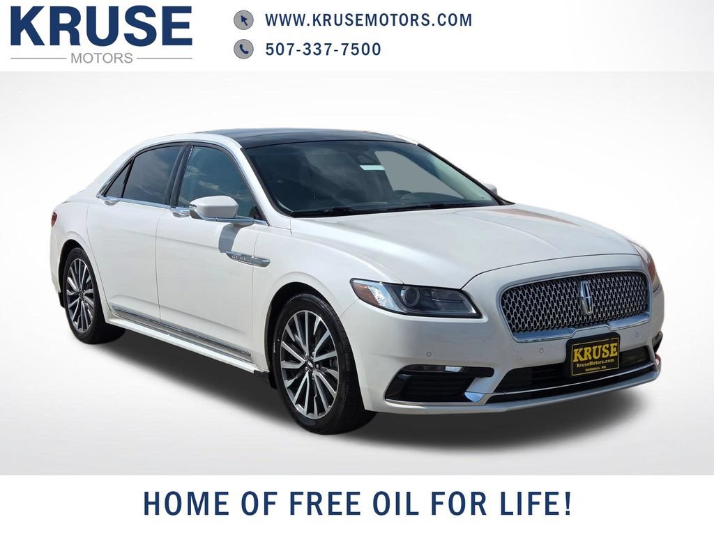 Used 2019 Lincoln Continental Select w/ Continental Climate Package AWD/4WD image 1