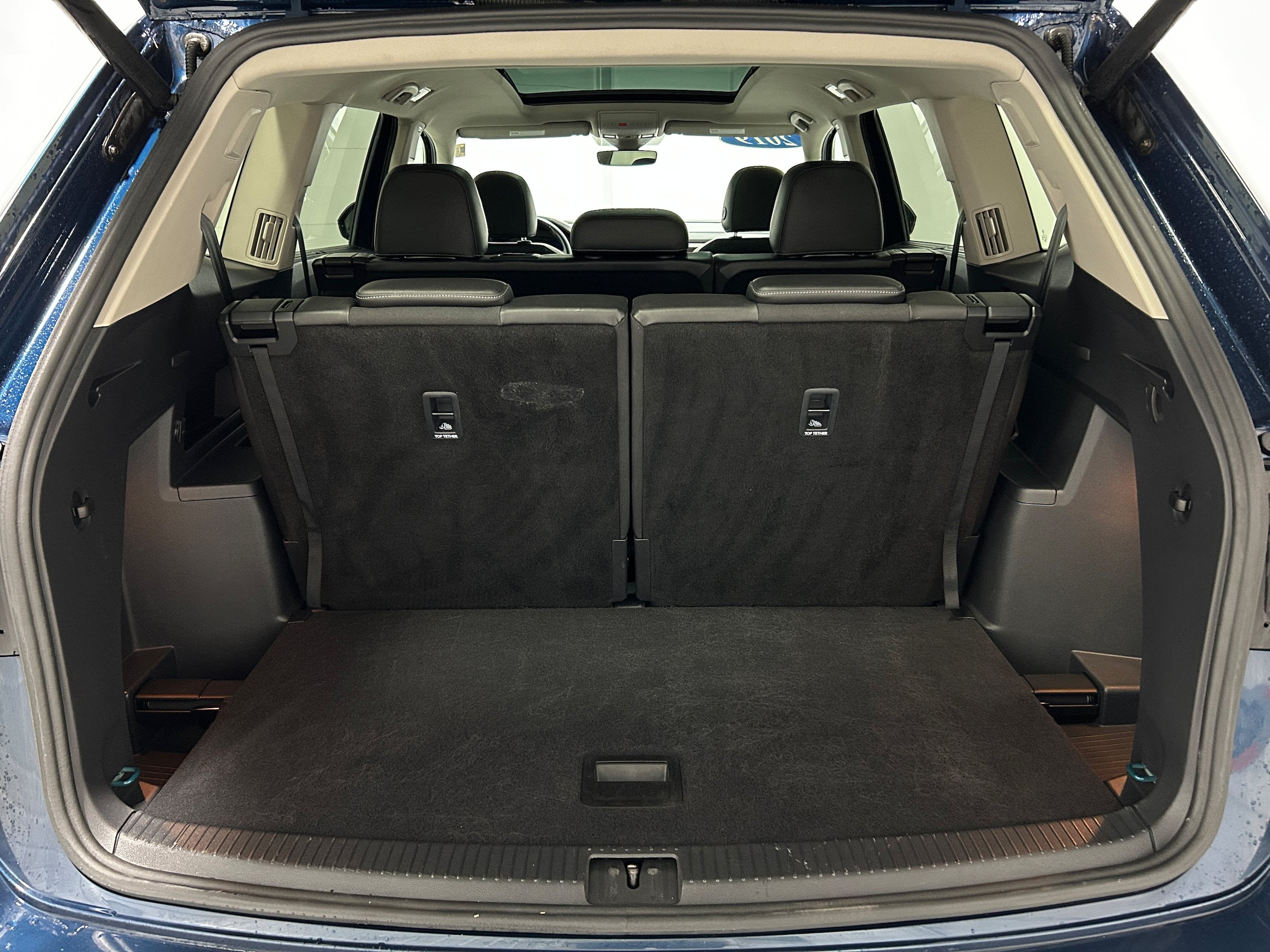 Used 2019 Volkswagen Atlas SEL Premium AWD/4WD image 34