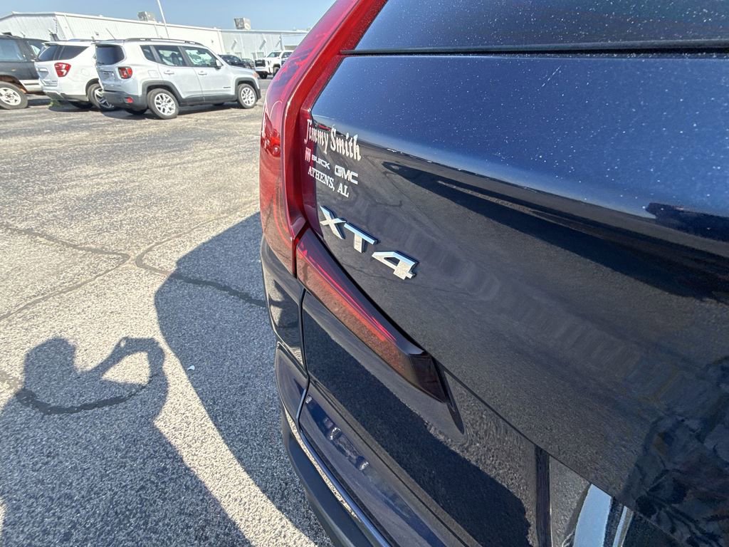 Certified 2020 Cadillac XT4 Premium Luxury FWD image 39