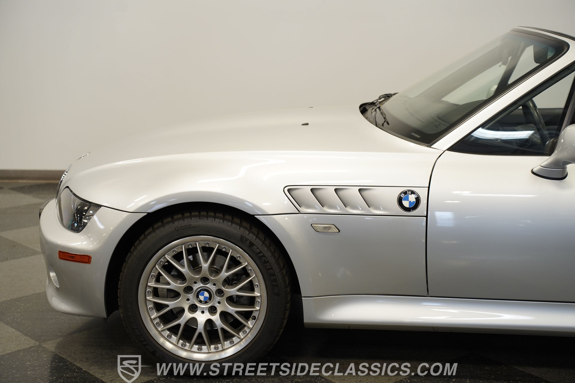 Used 2001 BMW Z3 3.0i RWD image 24