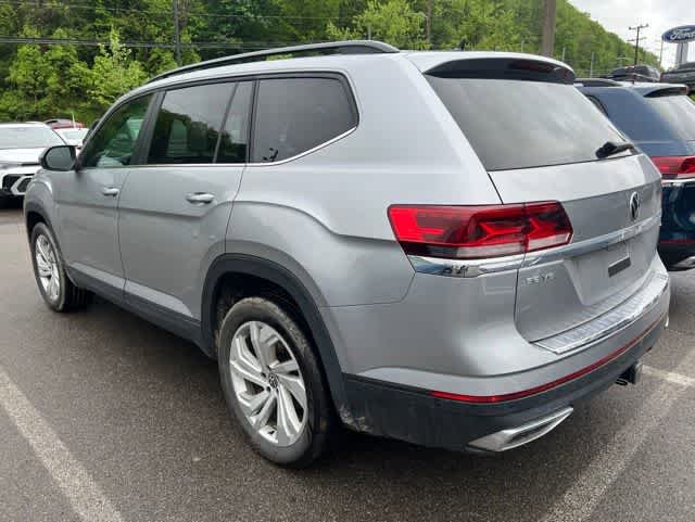 Certified 2023 Volkswagen Atlas SE w/ Panoramic Sunroof Package AWD/4WD image 3