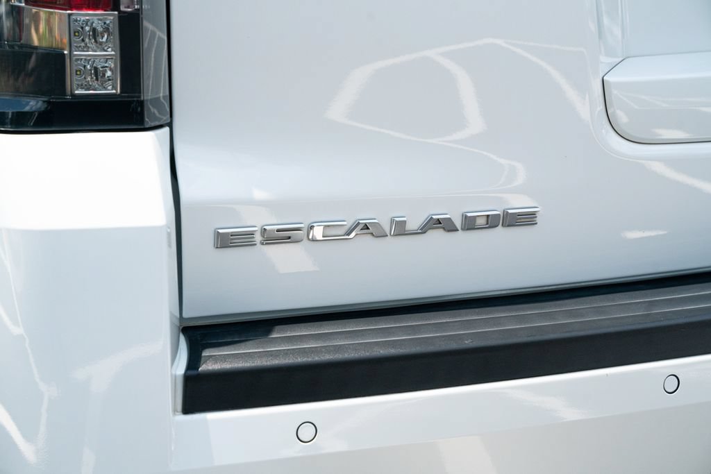 Used 2017 Cadillac Escalade Platinum AWD/4WD image 19
