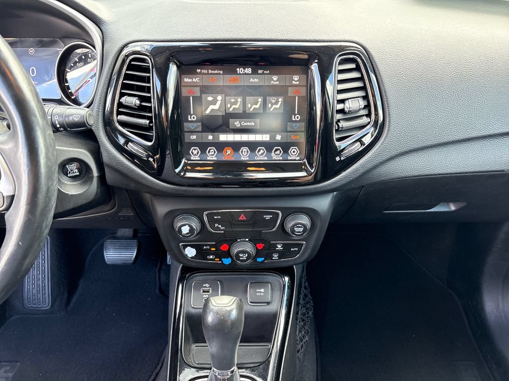 Used 2018 Jeep Compass Limited w/ Safe & Security Group FWD image 25