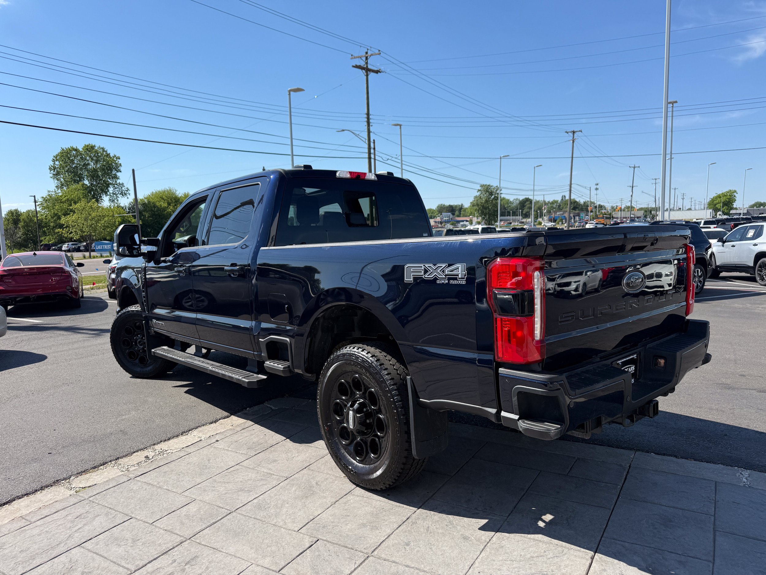 Used 2025 Ford F250 Lariat w/ Lariat Ultimate Package AWD/4WD image 3