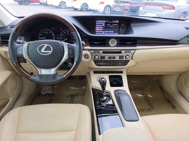 Used 2013 Lexus ES 350 w/ Luxury Pkg FWD image 8