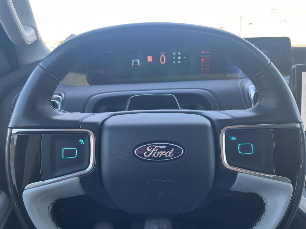 Used 2025 Ford Expedition Max Platinum image 18