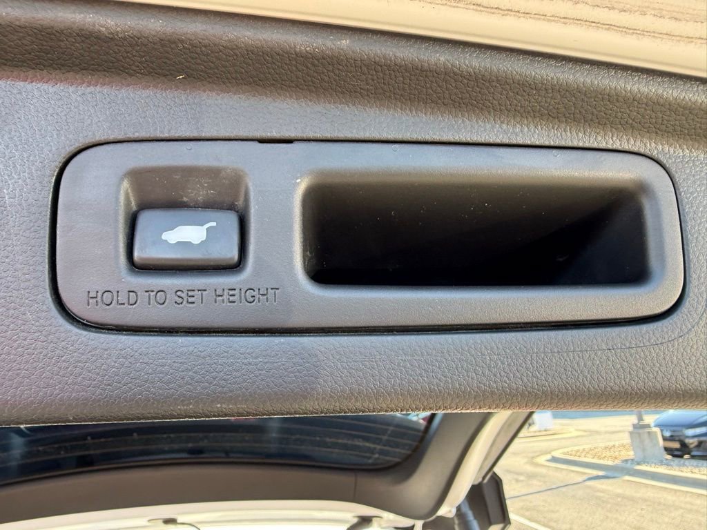 Used 2024 Honda CR-V EX-L image 36