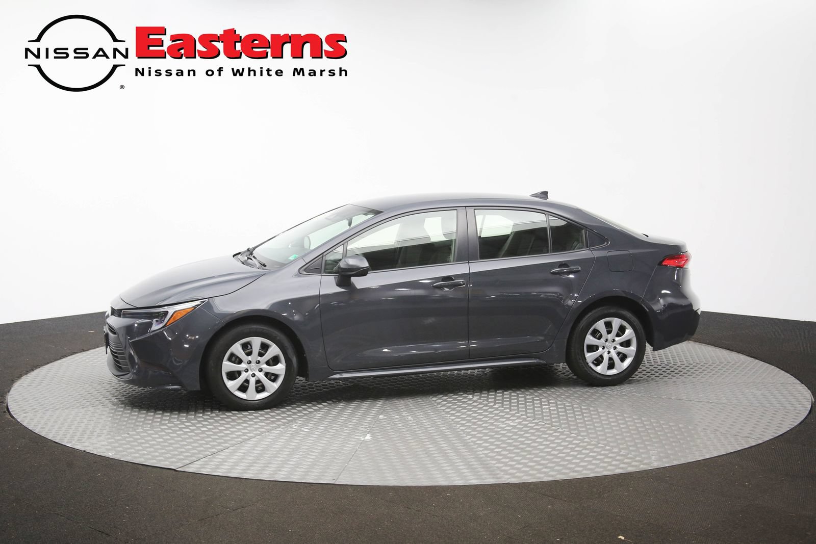 Used 2023 Toyota Corolla LE w/ Carpet Mat Package (TMS) FWD image 53
