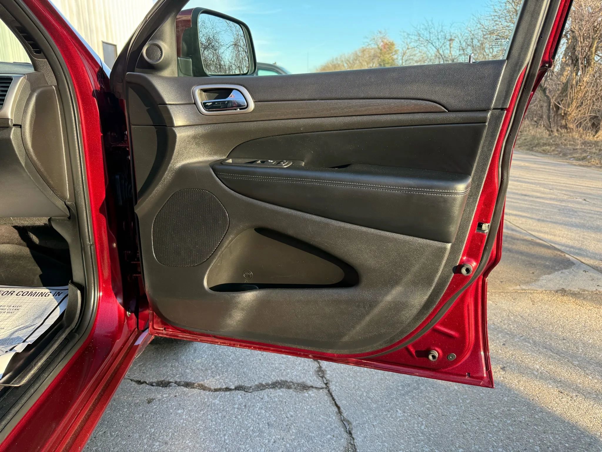 Used 2018 Jeep Grand Cherokee Altitude image 8