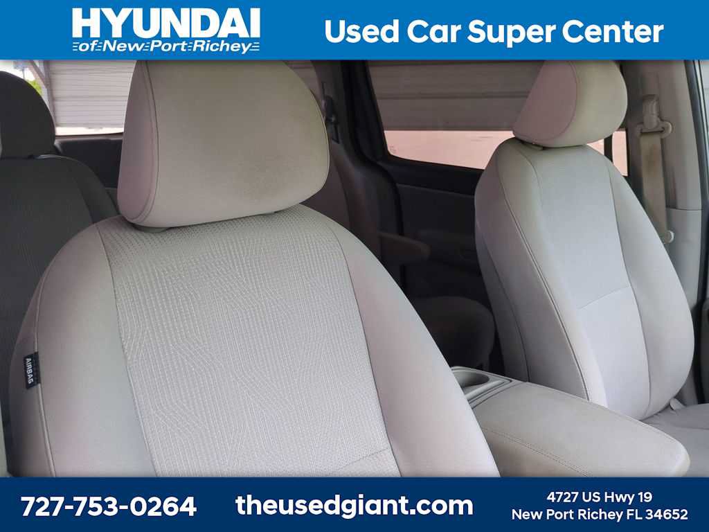 Used 2020 Kia Sedona L FWD image 6