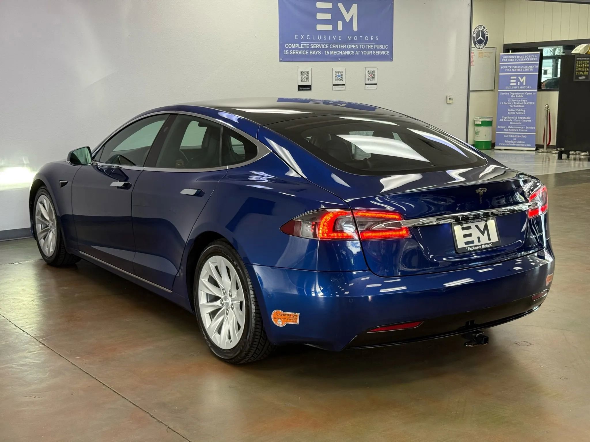 Used 2019 Tesla Model S Standard Range image 5