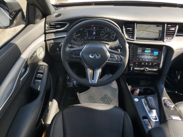 Used 2025 INFINITI QX55 Essential AWD/4WD image 18