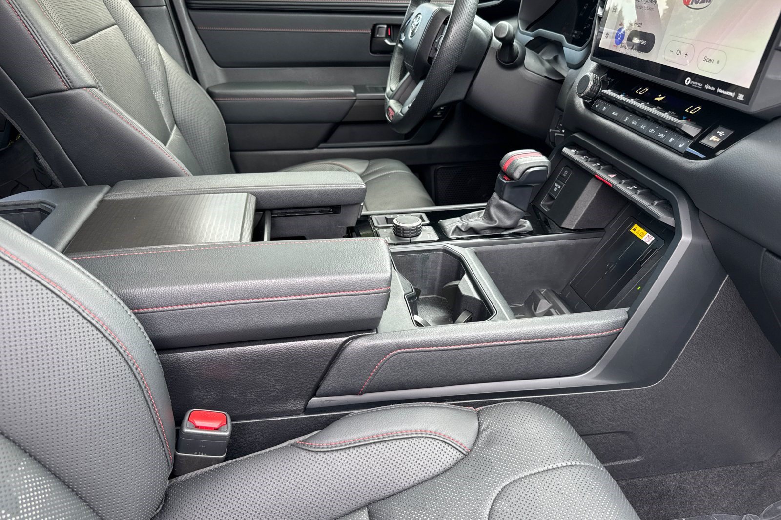 Used 2024 Toyota Tundra TRD Pro AWD/4WD image 18