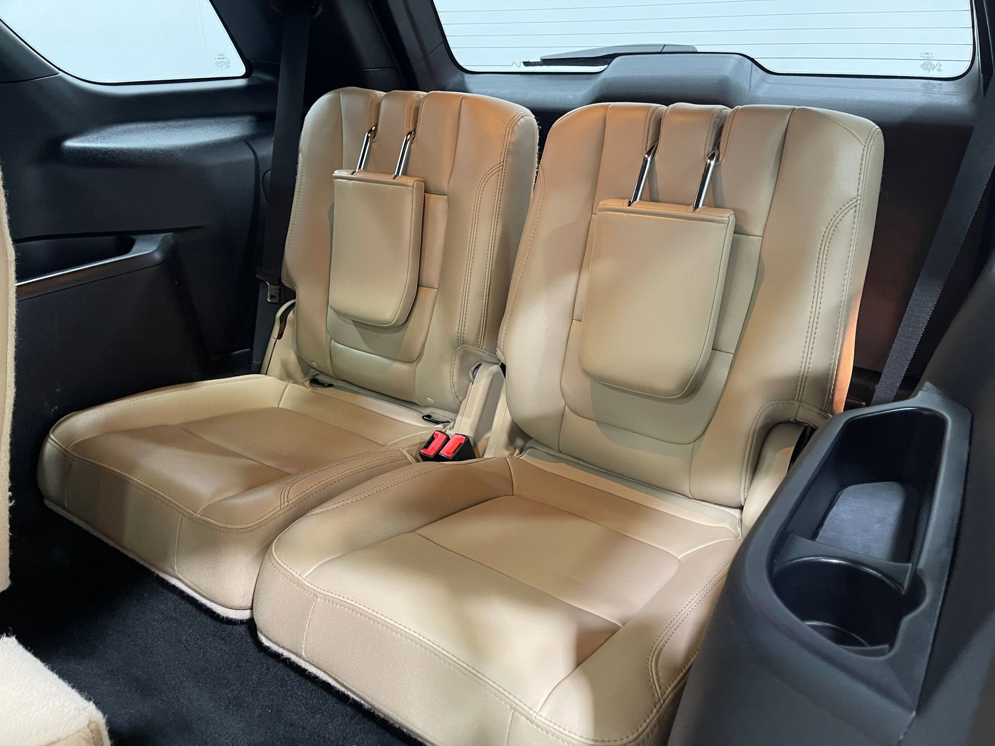 Used 2017 Ford Explorer Limited image 31