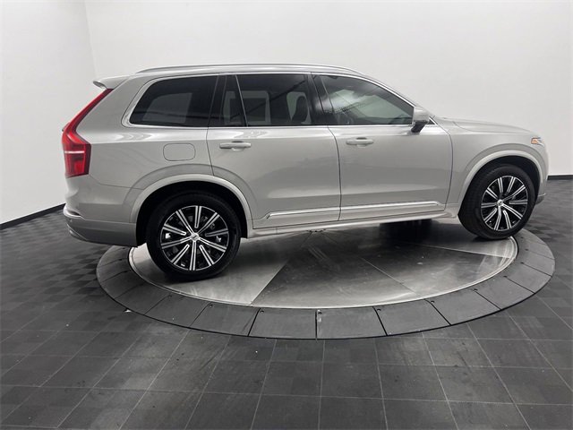 New 2025 Volvo XC90 B5 Core w/ Protection Package Premier image 9
