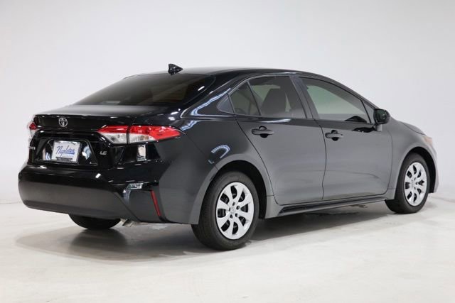 Used 2025 Toyota Corolla LE FWD image 8