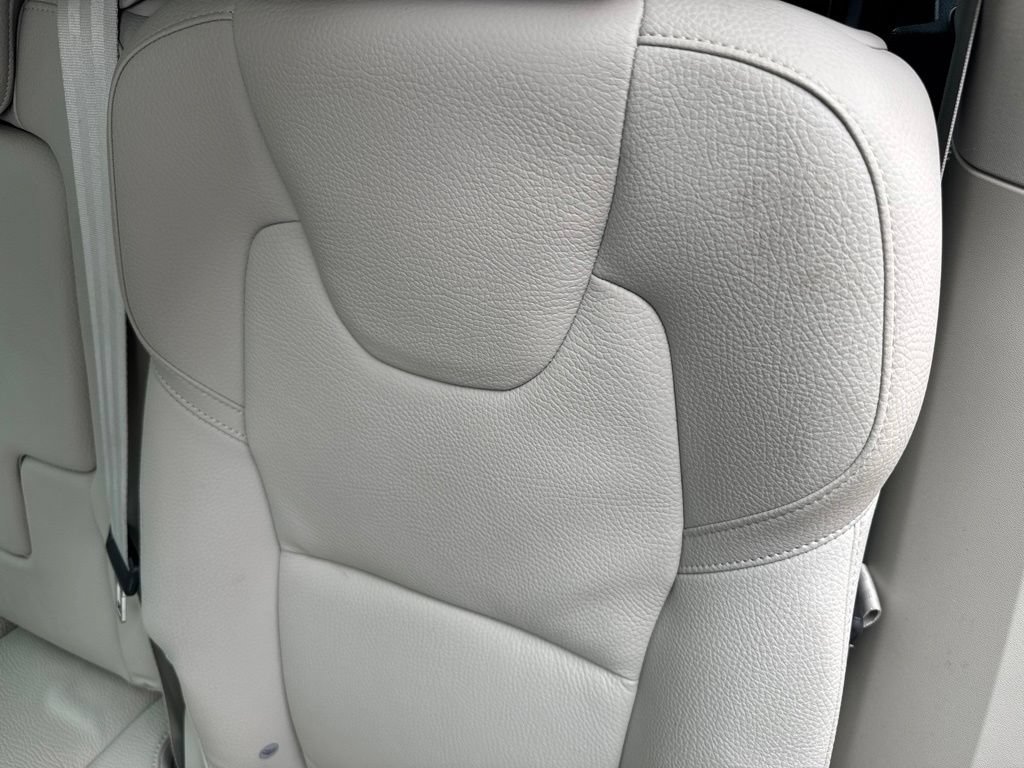 Used 2023 Volvo XC90 B6 Plus AWD/4WD image 53