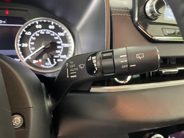 Used 2023 Mitsubishi Outlander SE AWD/4WD image 16