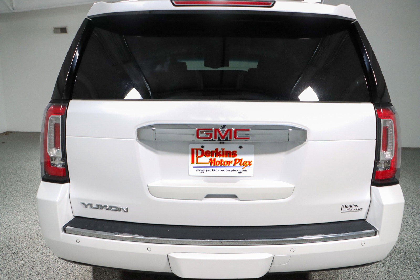 Used 2018 GMC Yukon Denali w/ Denali Ultimate Package image 8