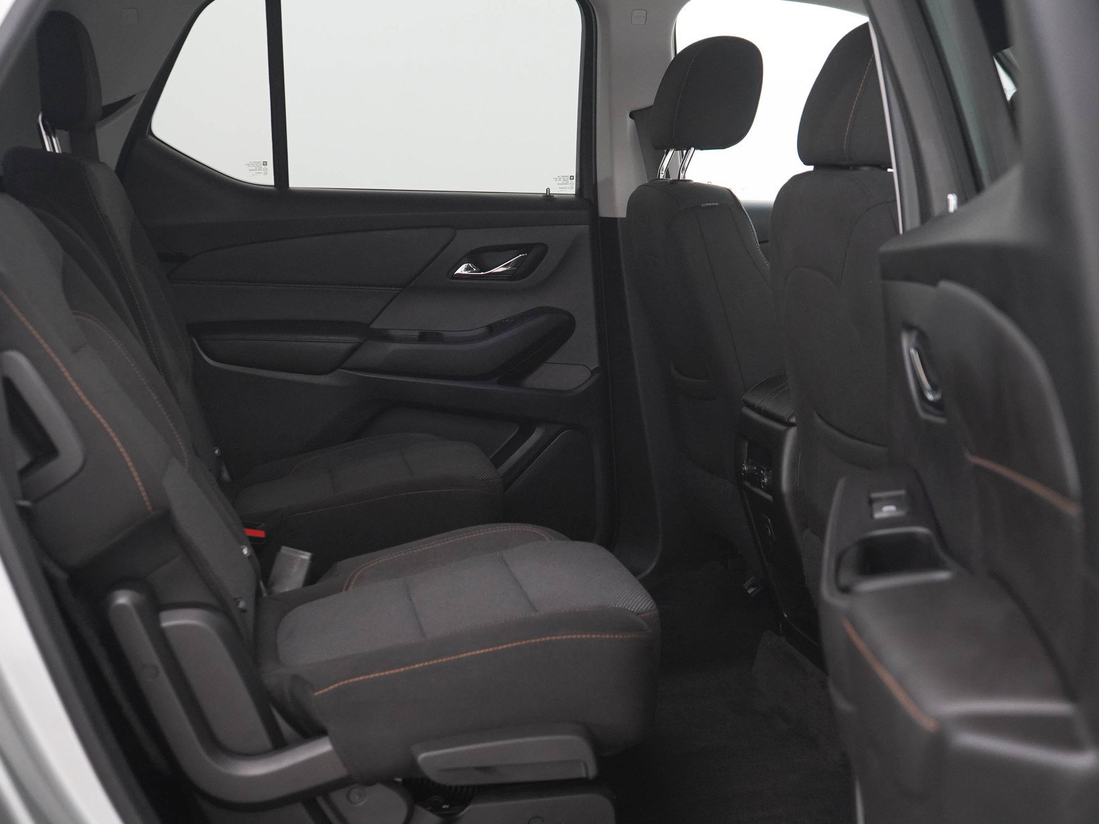 Used 2018 Chevrolet Traverse LT w/ LPO, Floor Liner Package AWD/4WD image 12