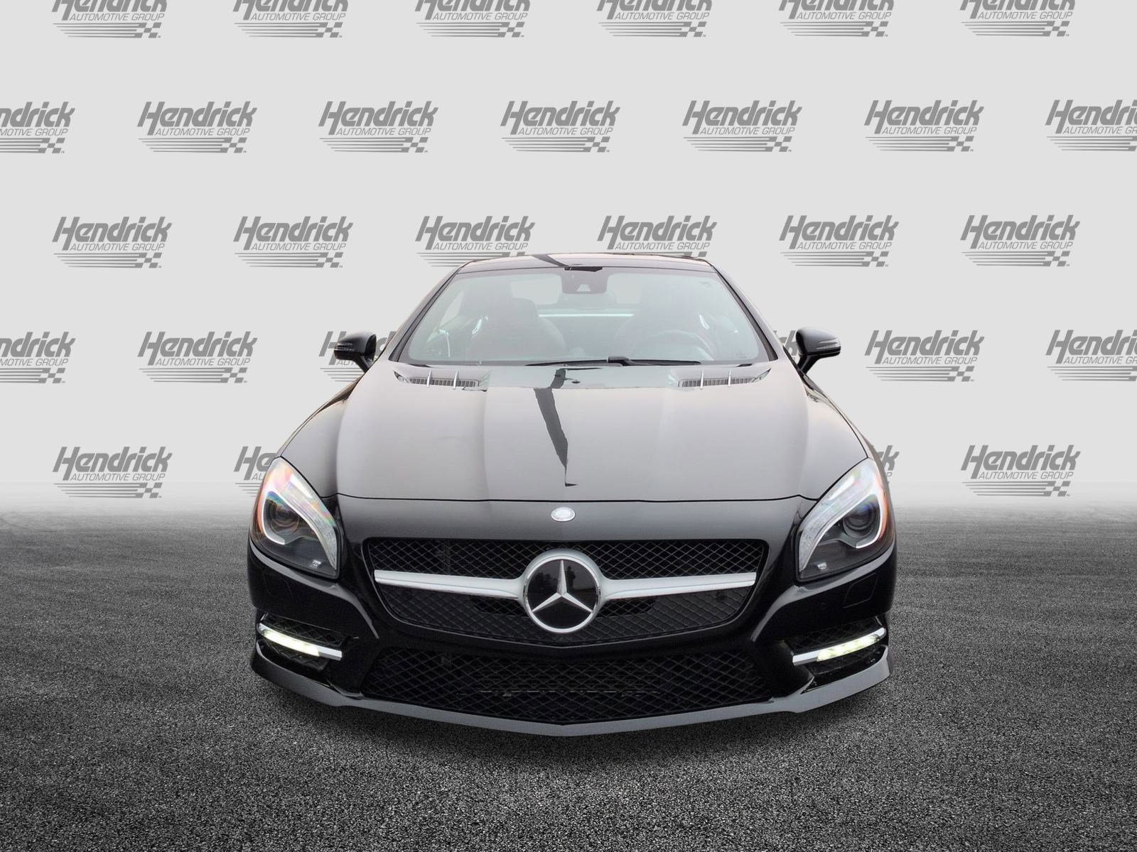 Used 2013 Mercedes-Benz SL 550 image 3