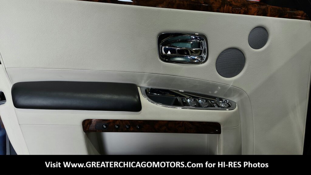 Used 2013 Rolls-Royce Ghost RWD image 28