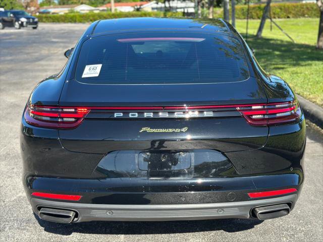 Used 2018 Porsche Panamera 4 image 7