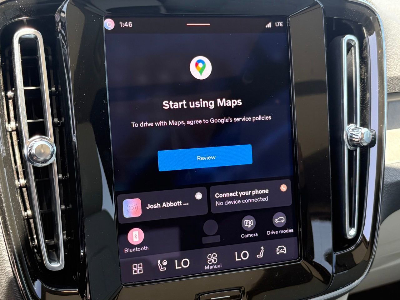 New 2026 Volvo XC40 B4 Plus w/ Protection Package Premier image 13