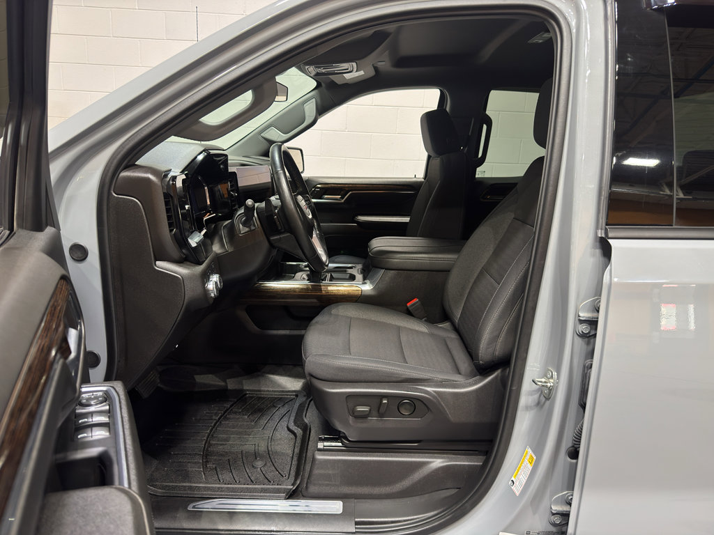 Used 2024 GMC Sierra 1500 Elevation w/ X31 Off-Road Package image 16